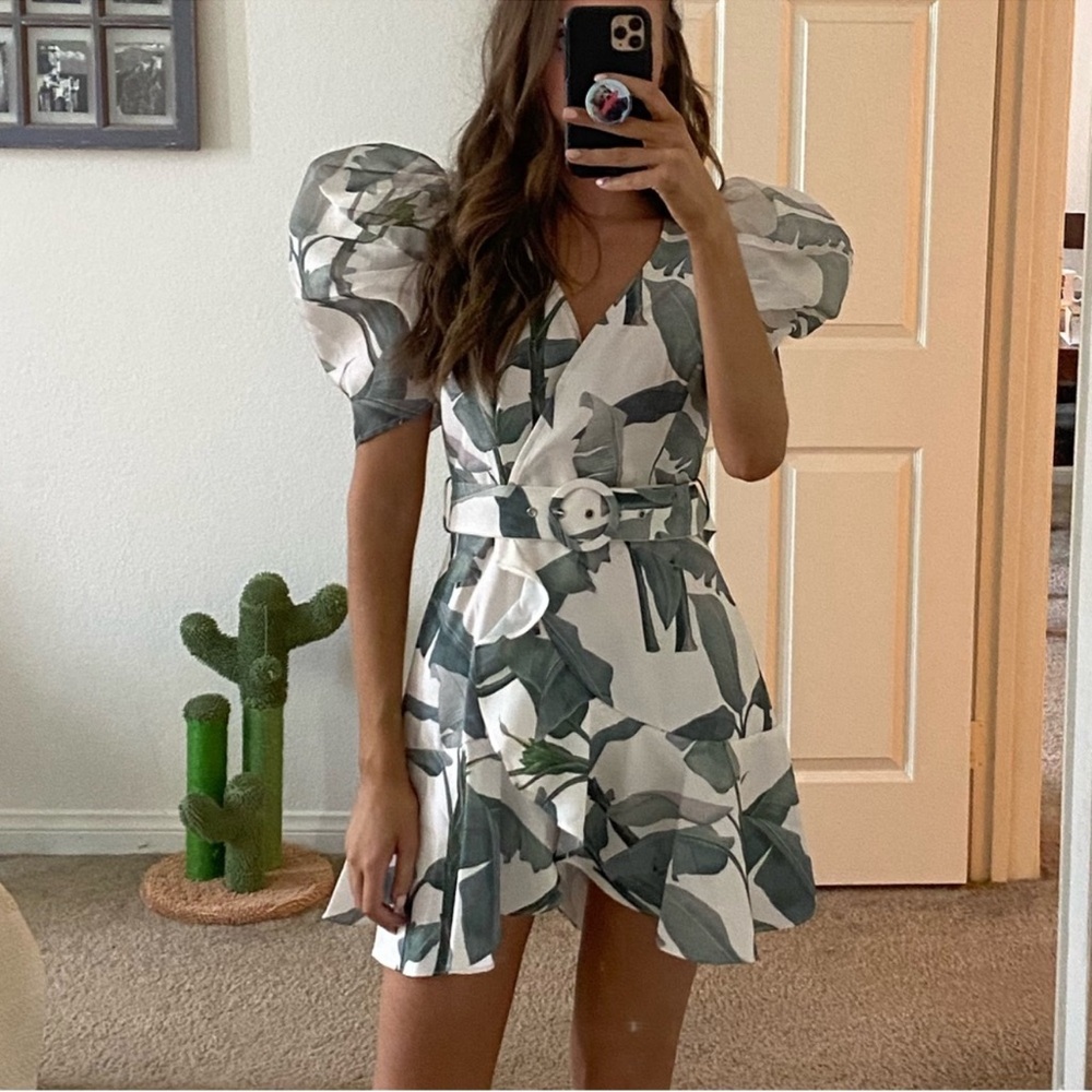 Red Dress Green and White Floral Mini Dress with Belt and Puff Sleeve